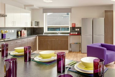 Classic En Suite at Davidson House, 3-5 Penrhyn Road, Surbiton, Kingston, KT12BT - Image 10